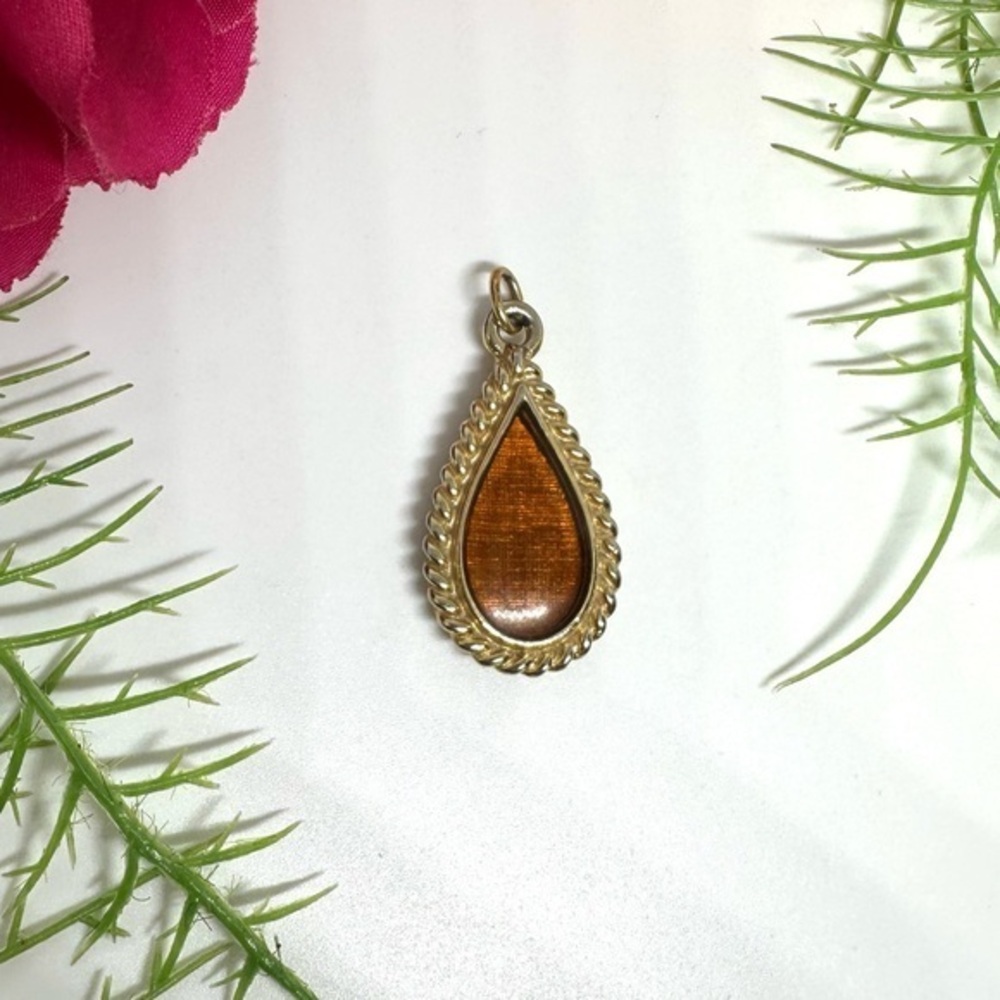 VINTAGE⚜️Amber Colored Enamel Teardrop Pendant